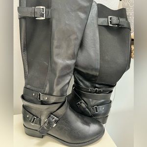 New Torrid boots 10.5